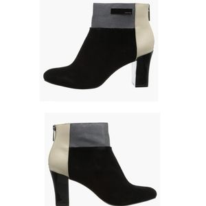 Calvin Klein Women's Joelle ankle boots. Size 5.5